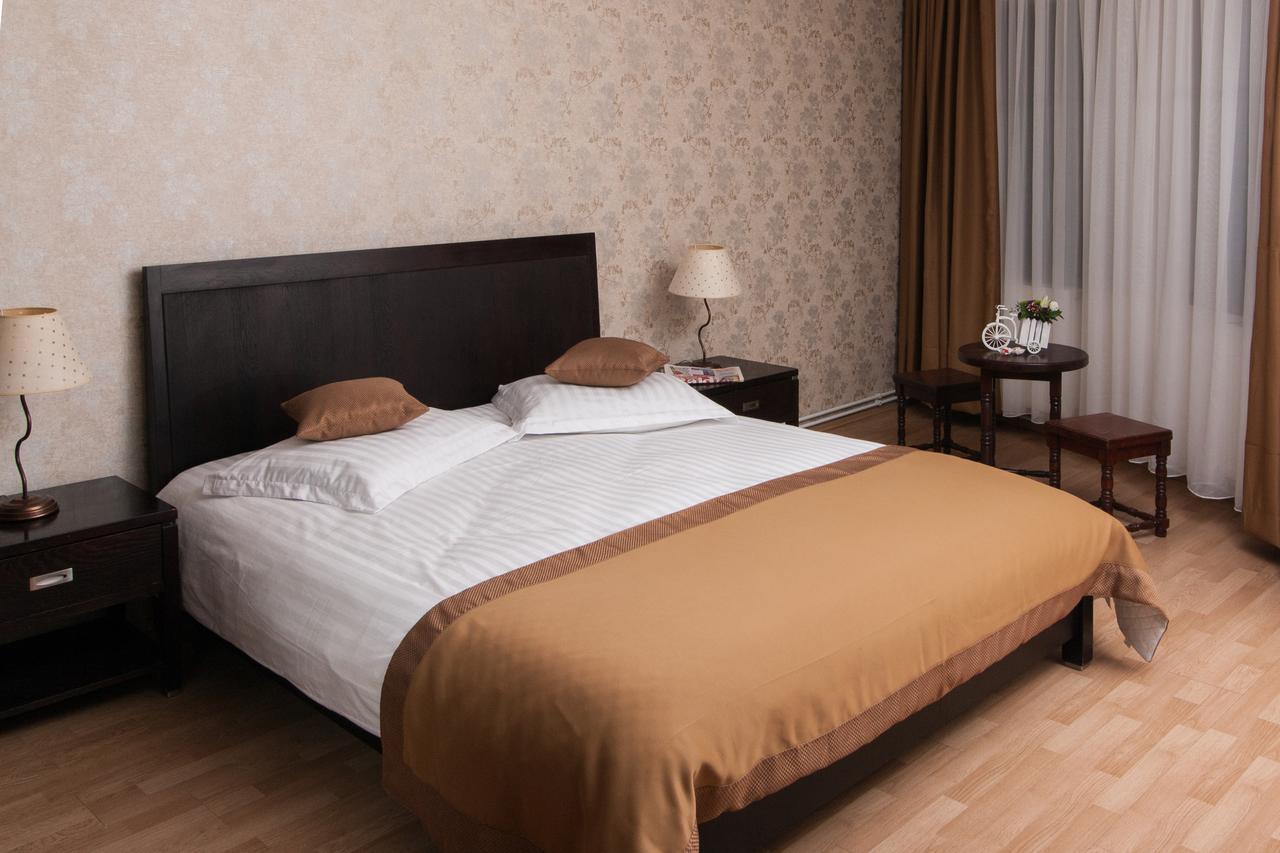 Complex Mona Caraiman Hotel Busteni Ngoại thất bức ảnh
